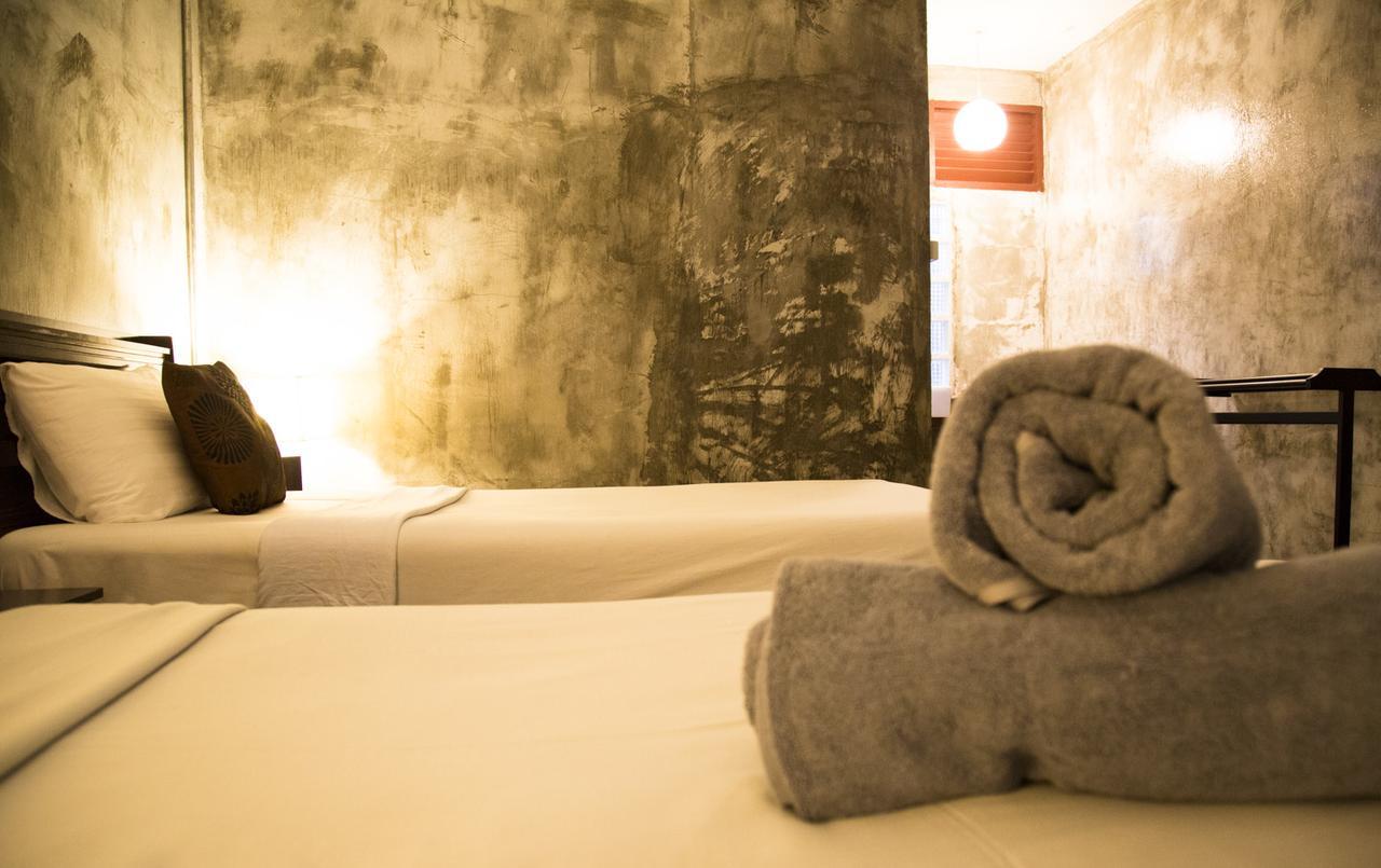 Hotel Crescent Bay *