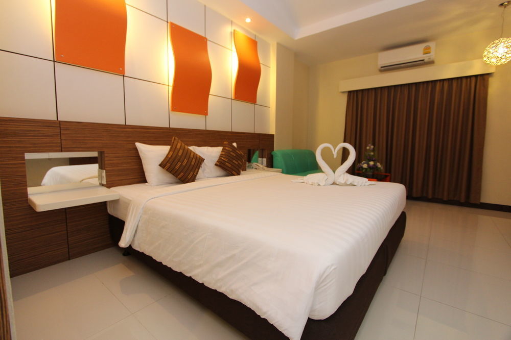 Hotel The Camelot 4*