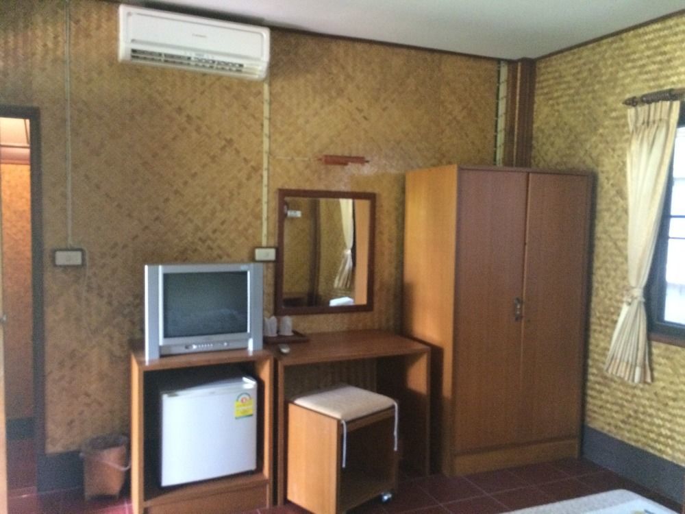 Hotel Ban Suan Klang Muang 2*
