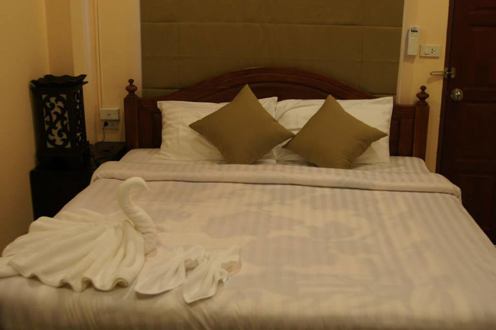 Hotel Vlike At 3*