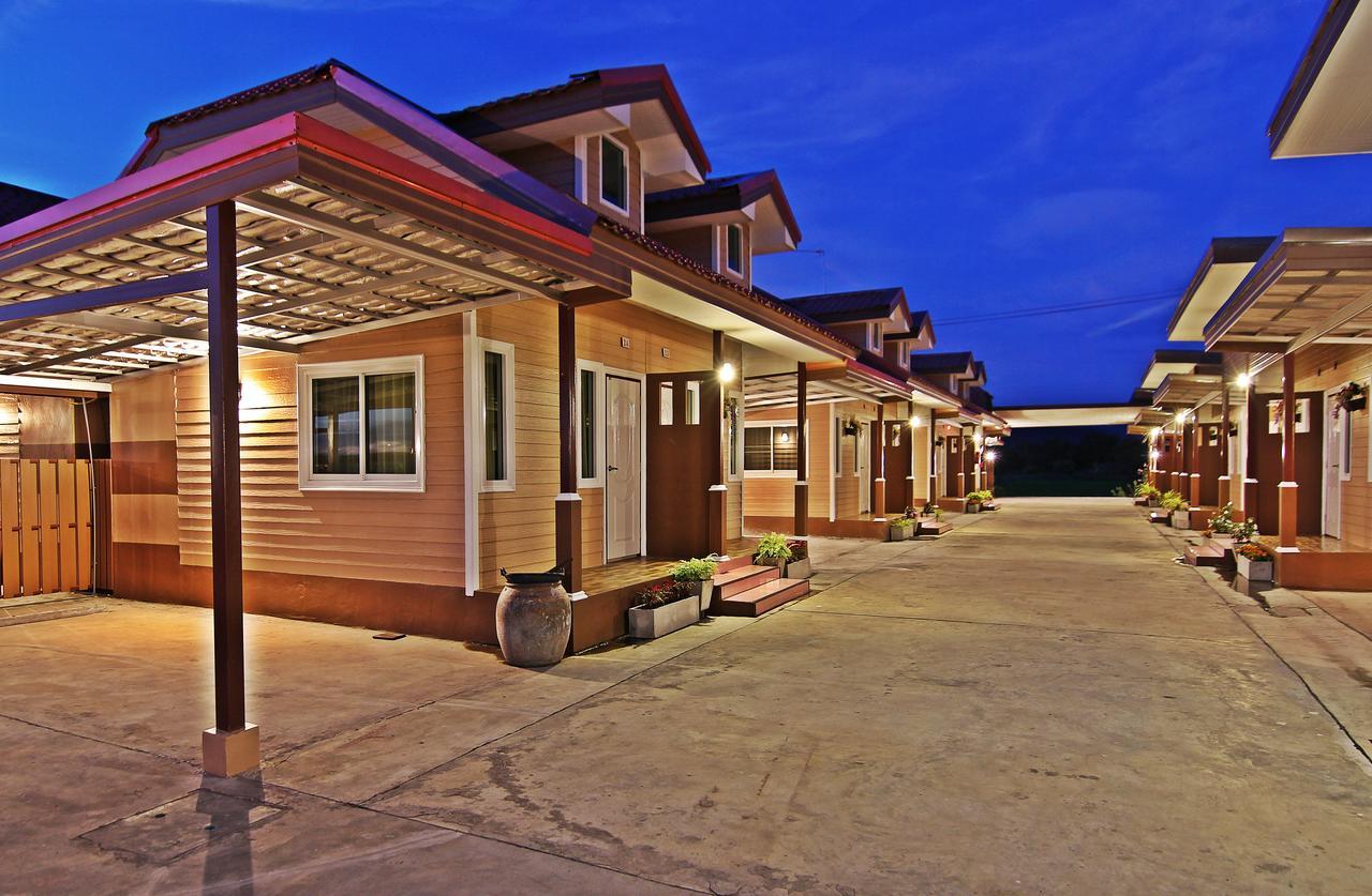 Resort Rojanavee 2*