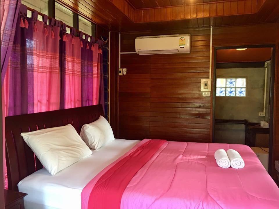 Resort Baan Suan Rojjana 2*