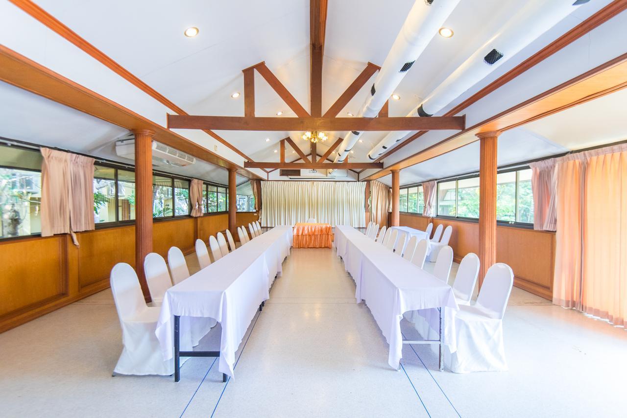 Hotel Baan Talay Cream 3*