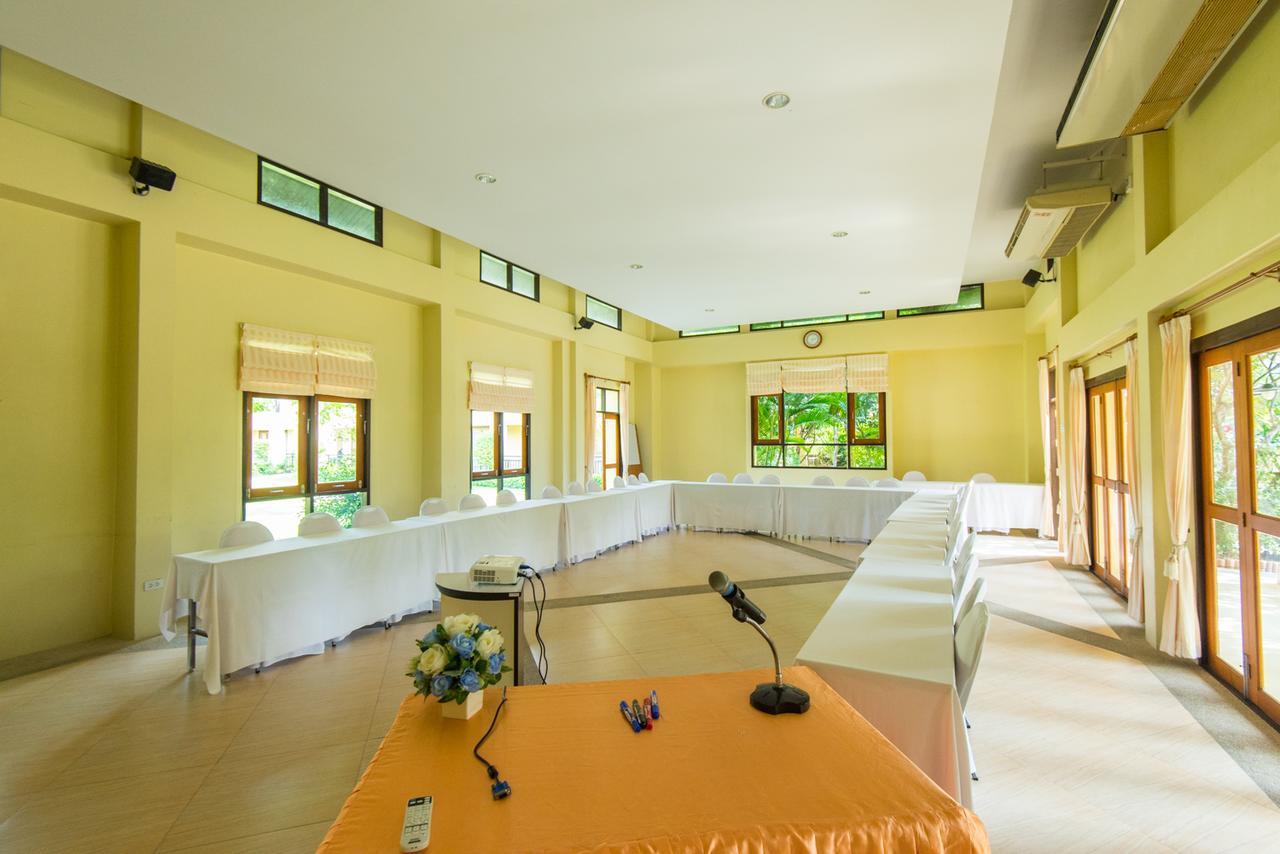 Hotel Baan Talay Cream 3*