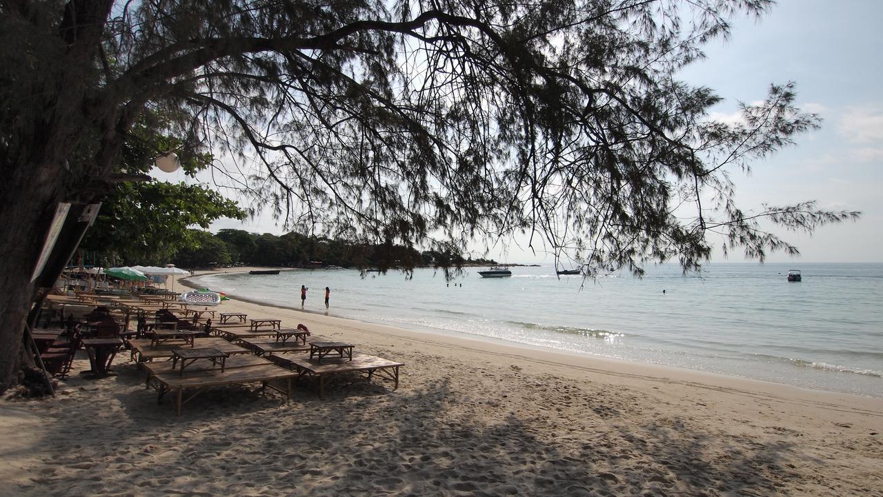 Crescent Bay * Koh Samet