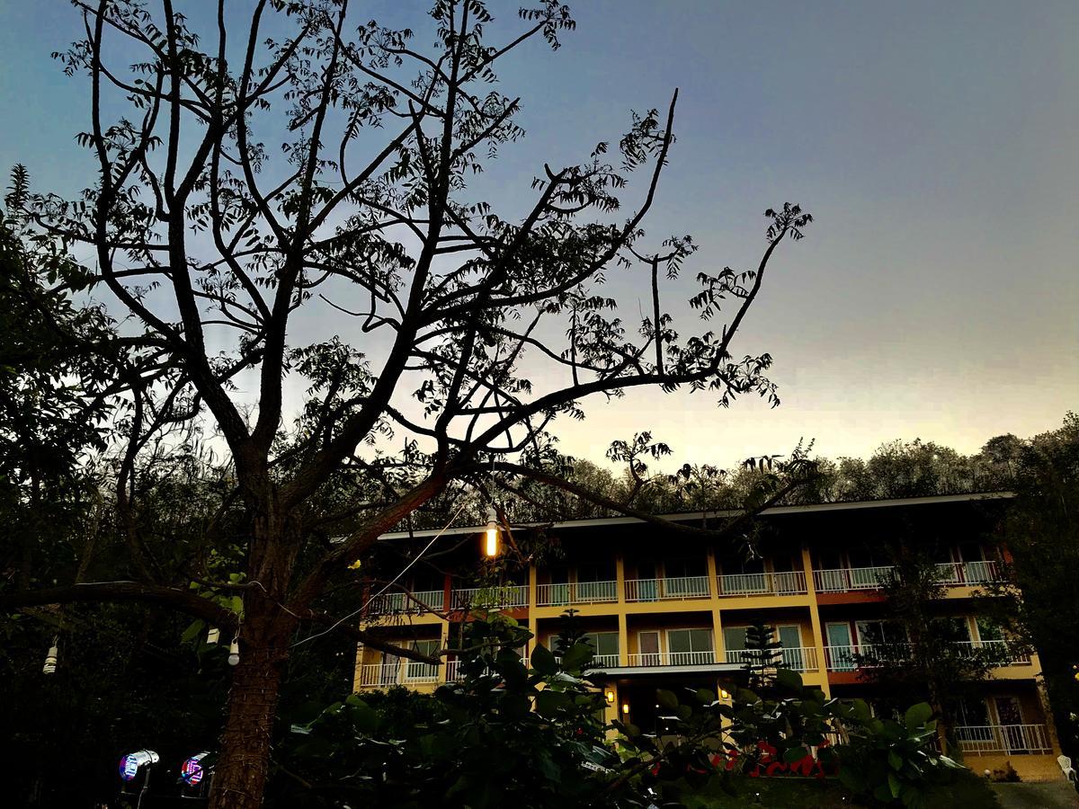 Baan Suan Rojjana 2* Muak Lek