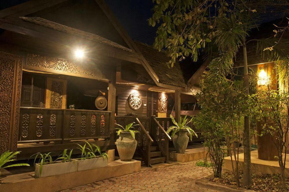 Heuan Parittapa Lanna Baan Tawai 3* Chiang Mai