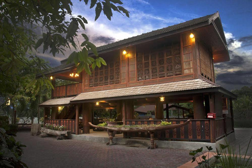 Heuan Parittapa Lanna Baan Tawai 3* Chiang Mai