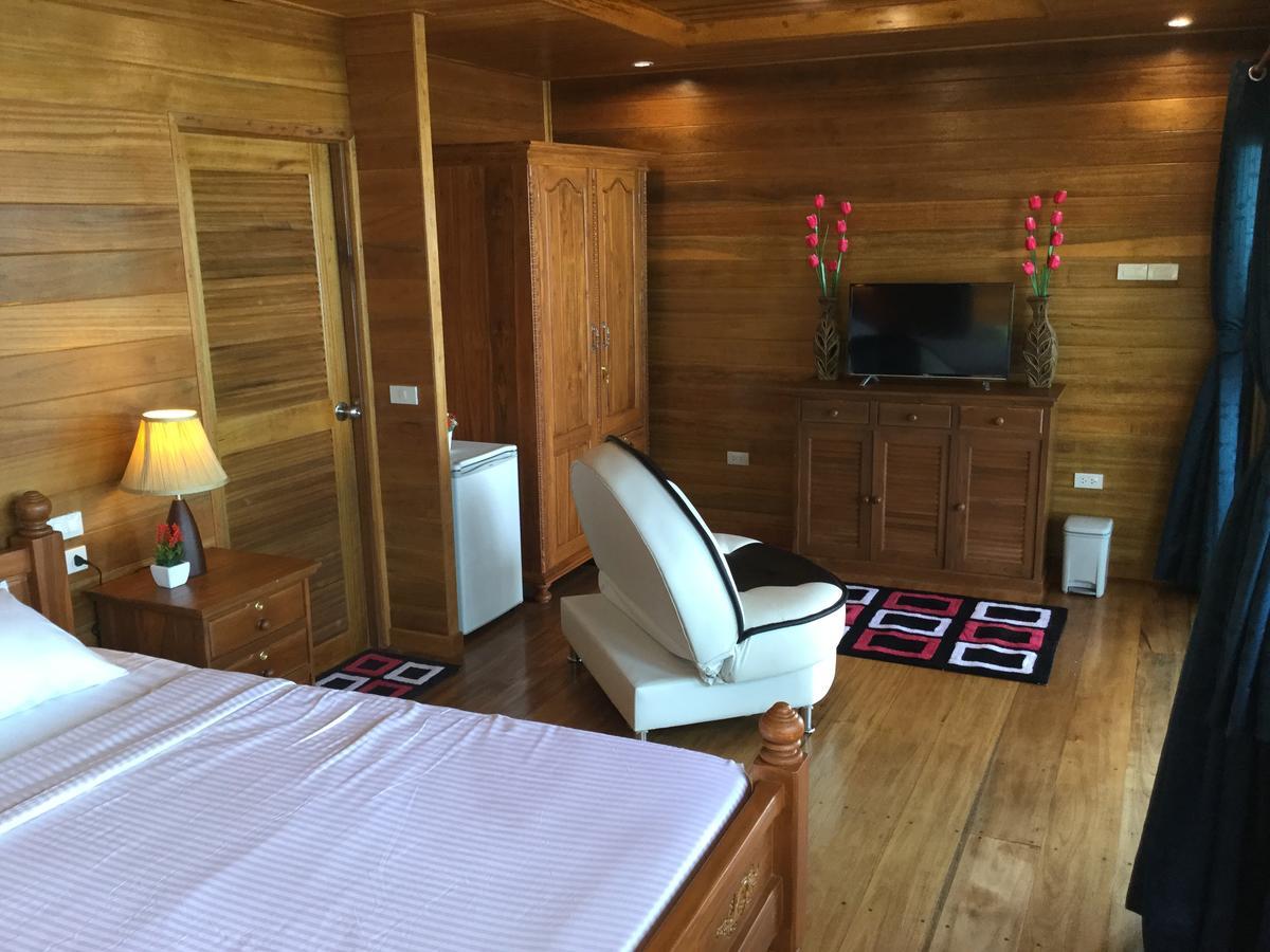 Aow Yai Bungalows 2* Koh Phayam