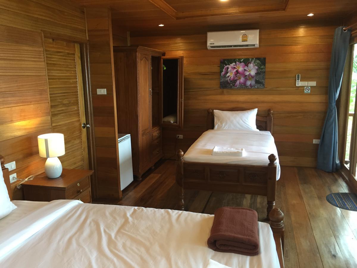 Resort Aow Yai Bungalows 2*