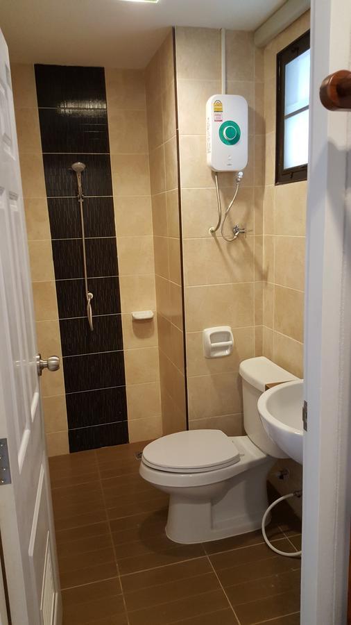 Yellow House Rayong 3* Ban Phe