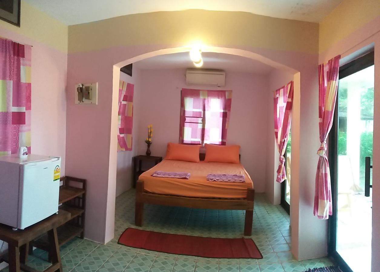 Aow Yai Bungalows 2* Koh Phayam