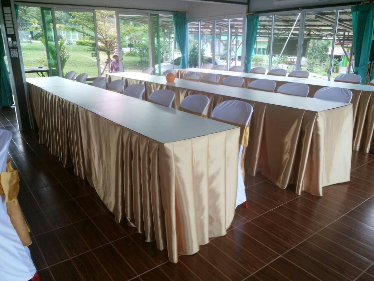 บ้านเรือนไท Ban Ruenthai Muaklek 2* Muak Lek