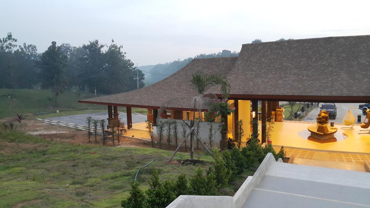 Phu Chom Mork 3* Sangkhla Buri