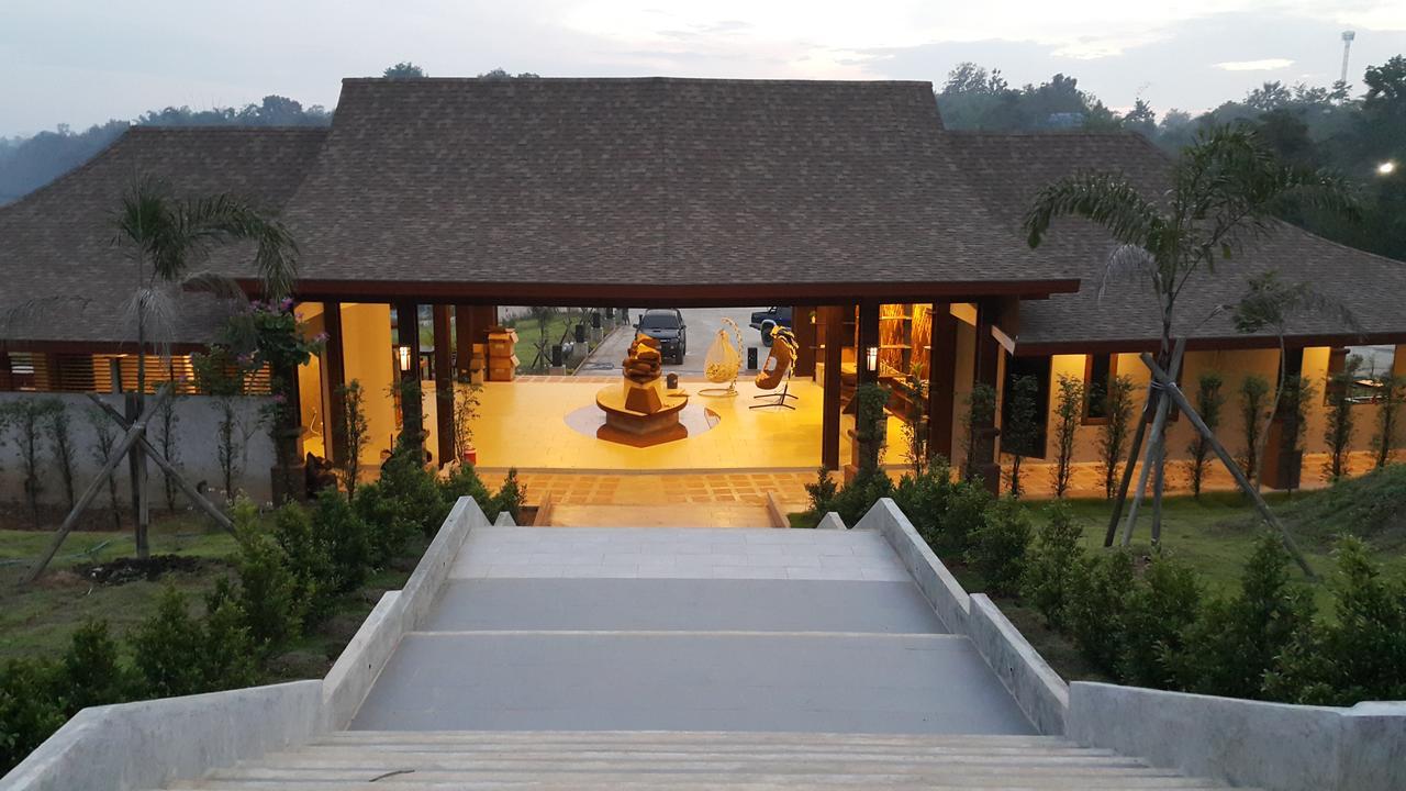 Phu Chom Mork 3* Sangkhla Buri