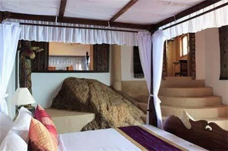 Hotel Ed Rock Villa 3*
