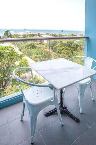 Hotel Longbeach 3*