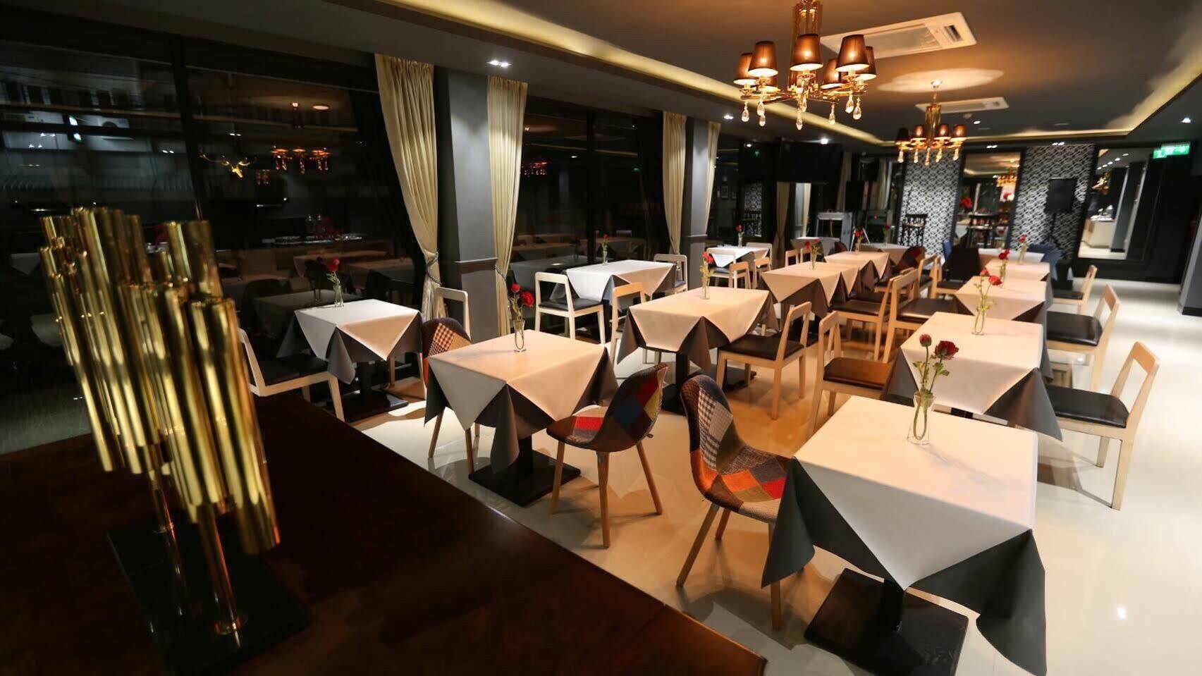 Taris Art 3* Phrae