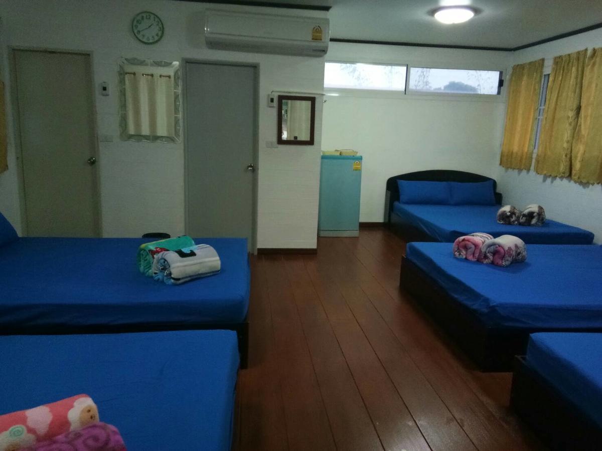 บ้านเรือนไท Ban Ruenthai Muaklek 2* Muak Lek