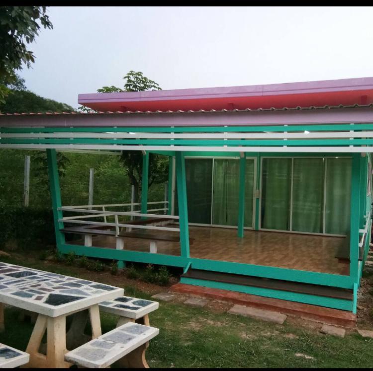 บ้านเรือนไท Ban Ruenthai Muaklek 2* Muak Lek