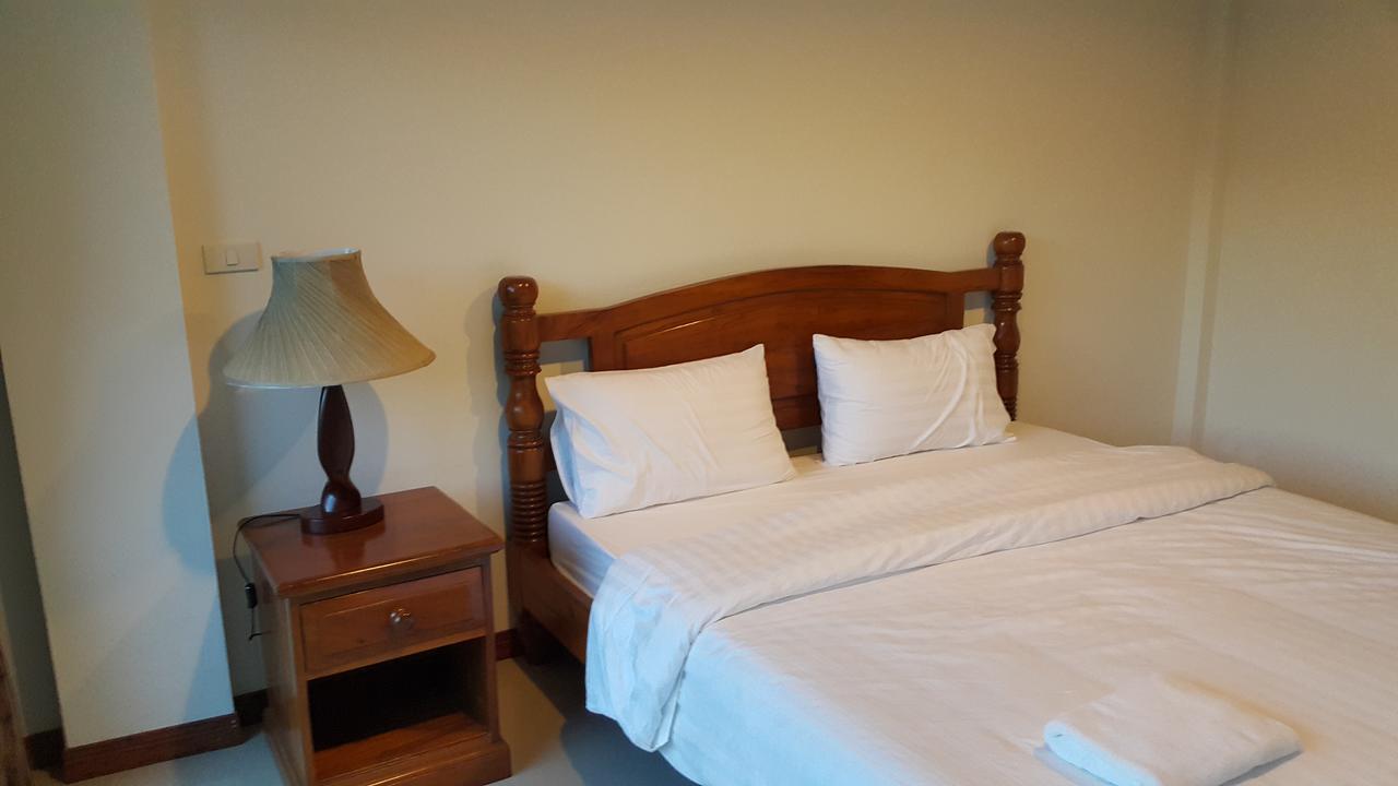 Hotel Garden Corner & 3*