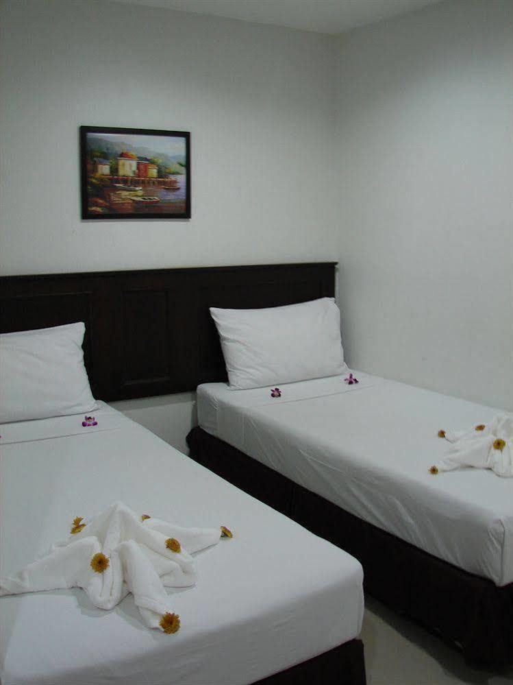 Hotel Sabai 2*
