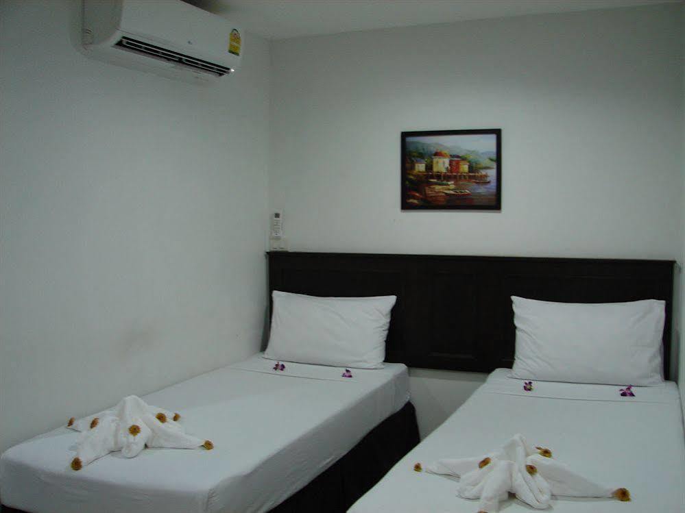 Hotel Sabai 2*