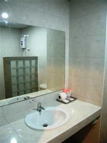 Hotel Place 2*
