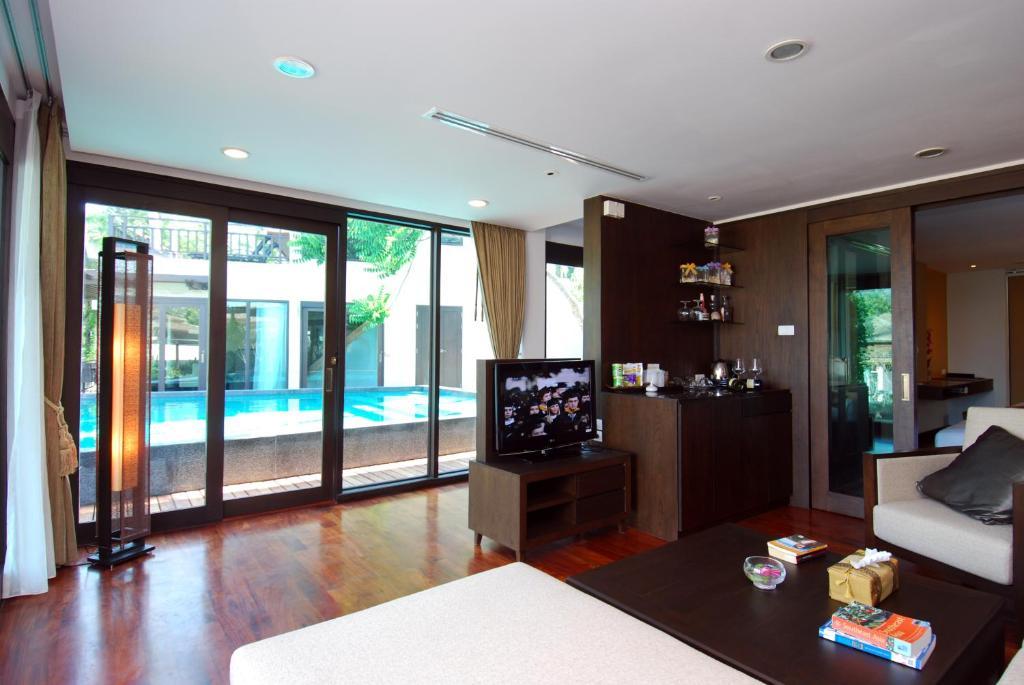 Niramaya & Wellness