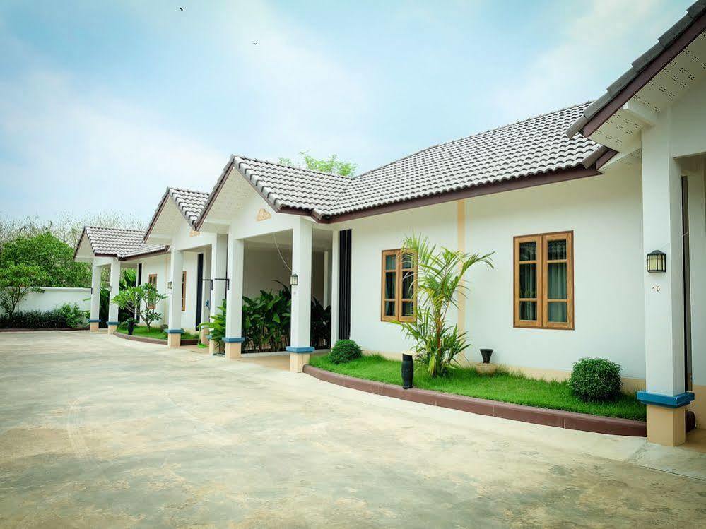 Wangthatum 2* Si Maha Phot