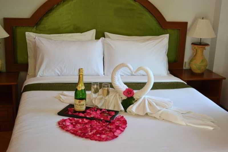 Naiharn Garden * Phuket