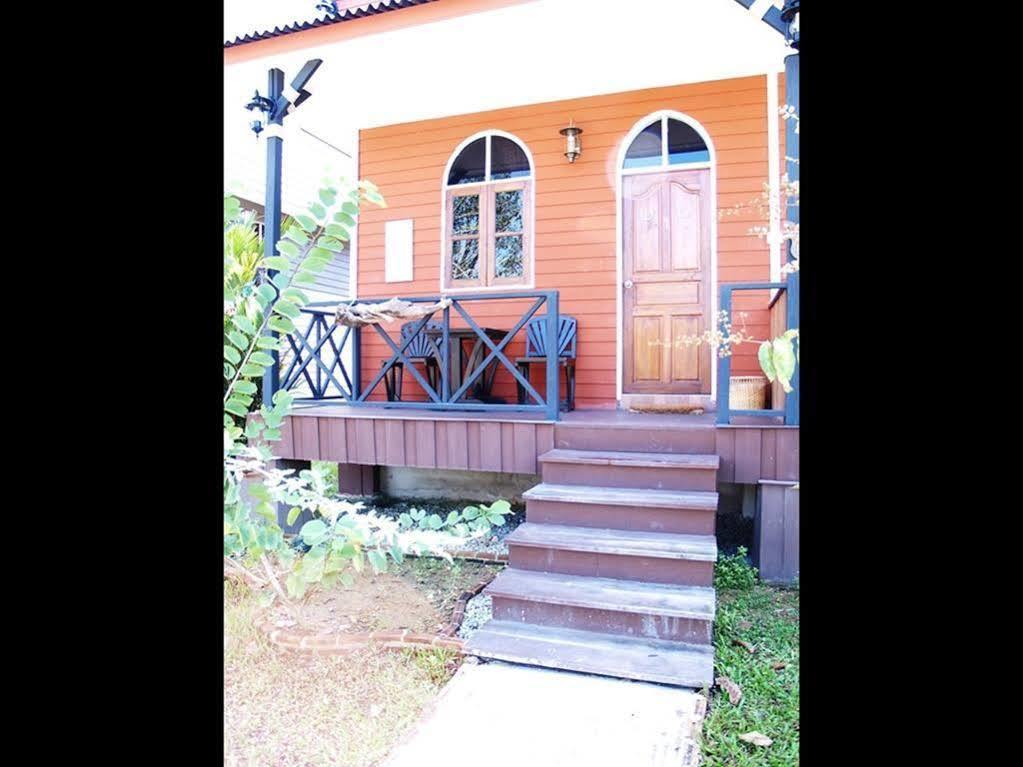 Hotel Cowboy Farm Pattaya 3*