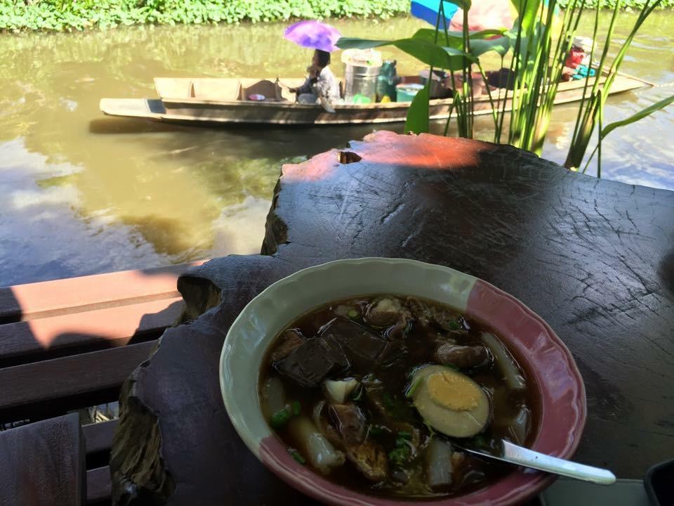Baansuanleelawadee 3* Amphawa