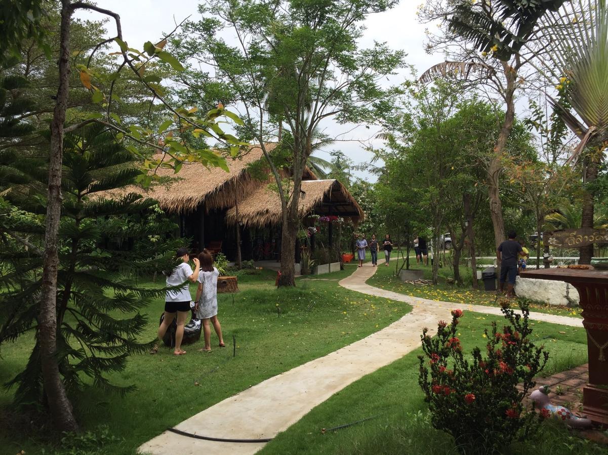 Baansuanleelawadee 3* Amphawa