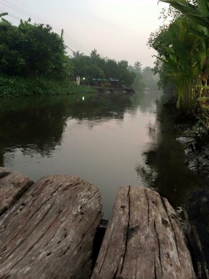 Baansuanleelawadee 3* Amphawa