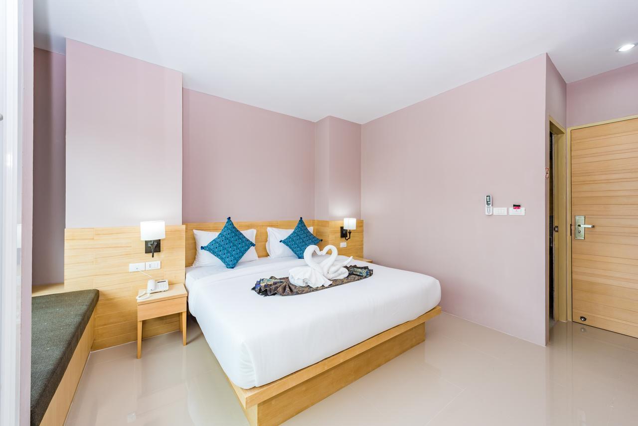 Royal Luxury Hotel 3*