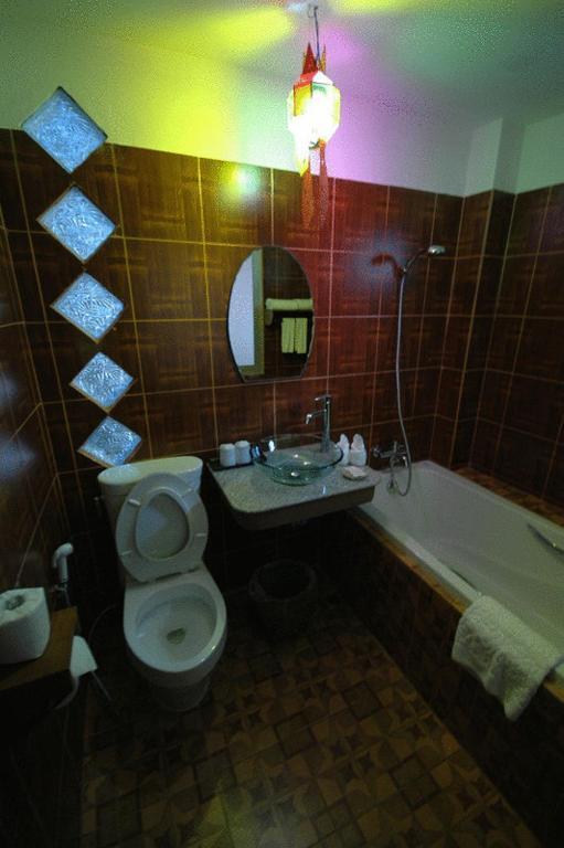 Huarn Jana' Boutique
