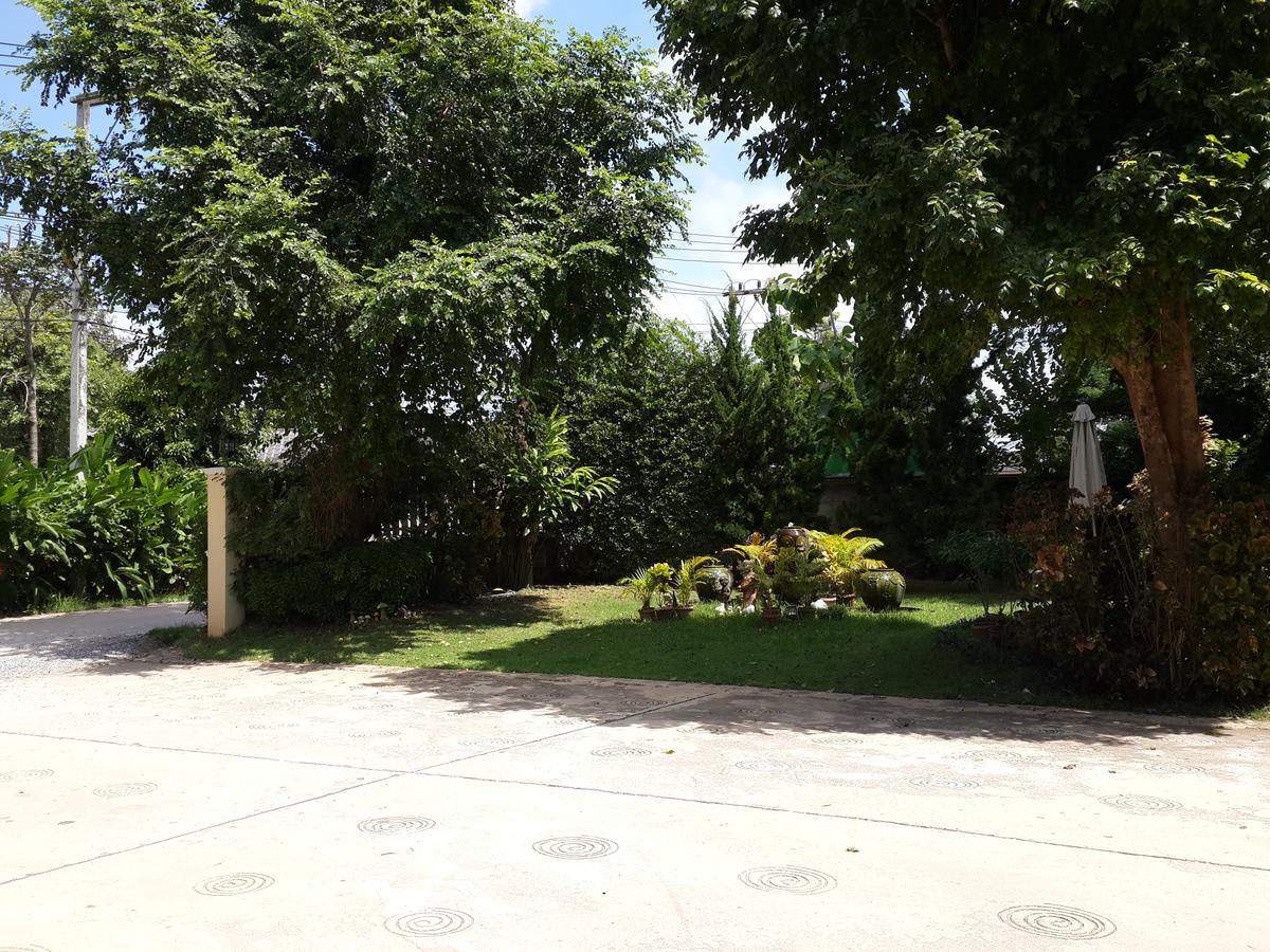 Garden Corner & Hotel