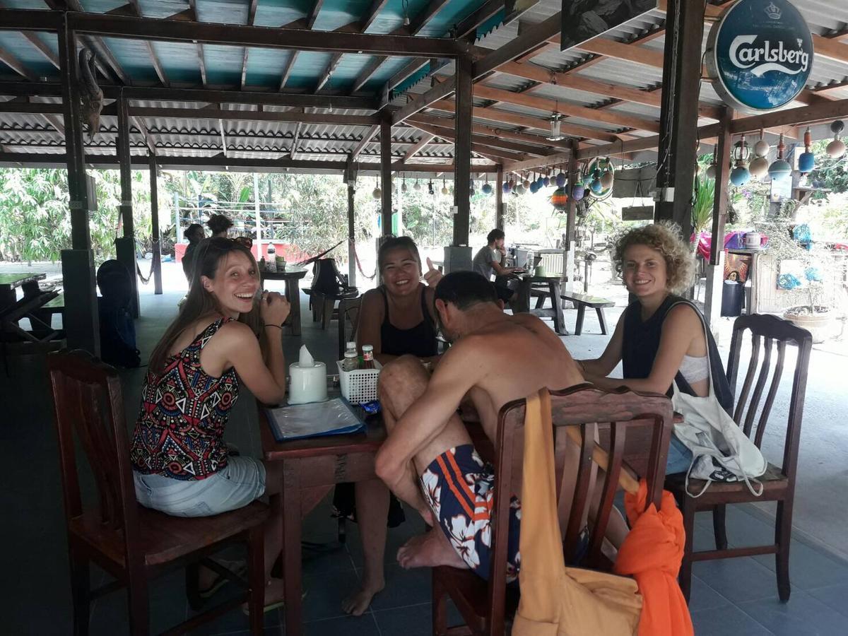 Rasta House,,koh Phayam Guest house 2*
