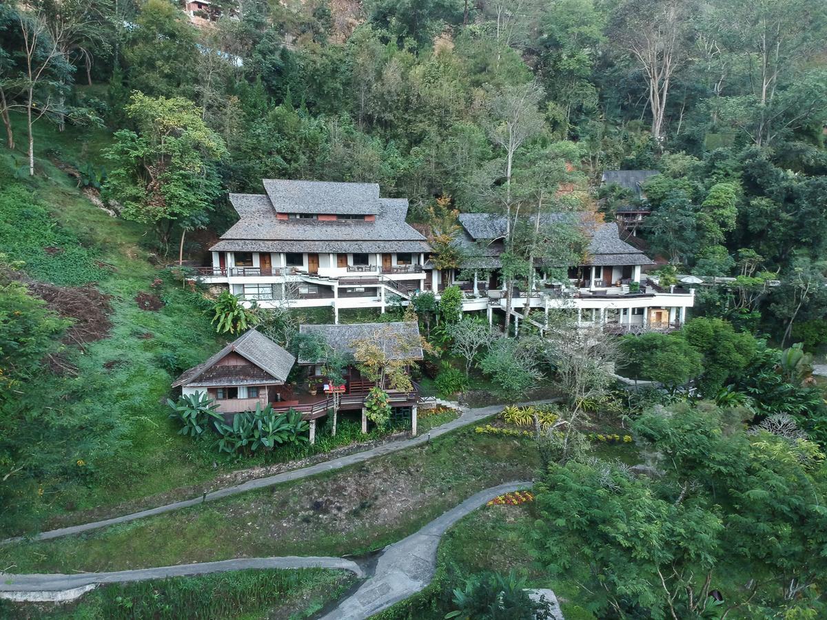 Kangsadarn And Waterfall