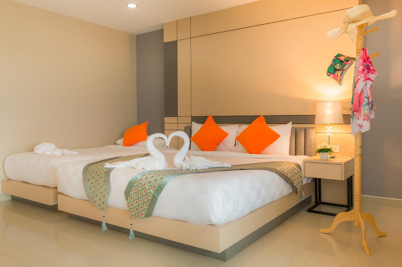 The Smart Yai 3*