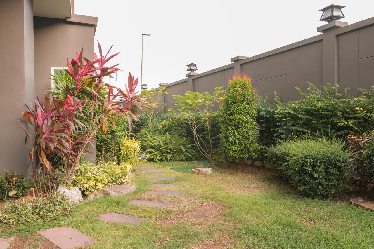 Hotel The Smart Yai 3*