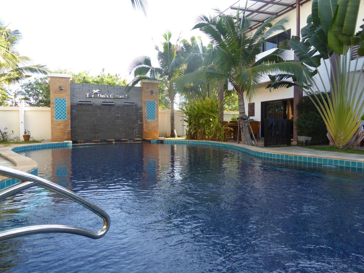 Resort Oasis Garden & Pool At Vip