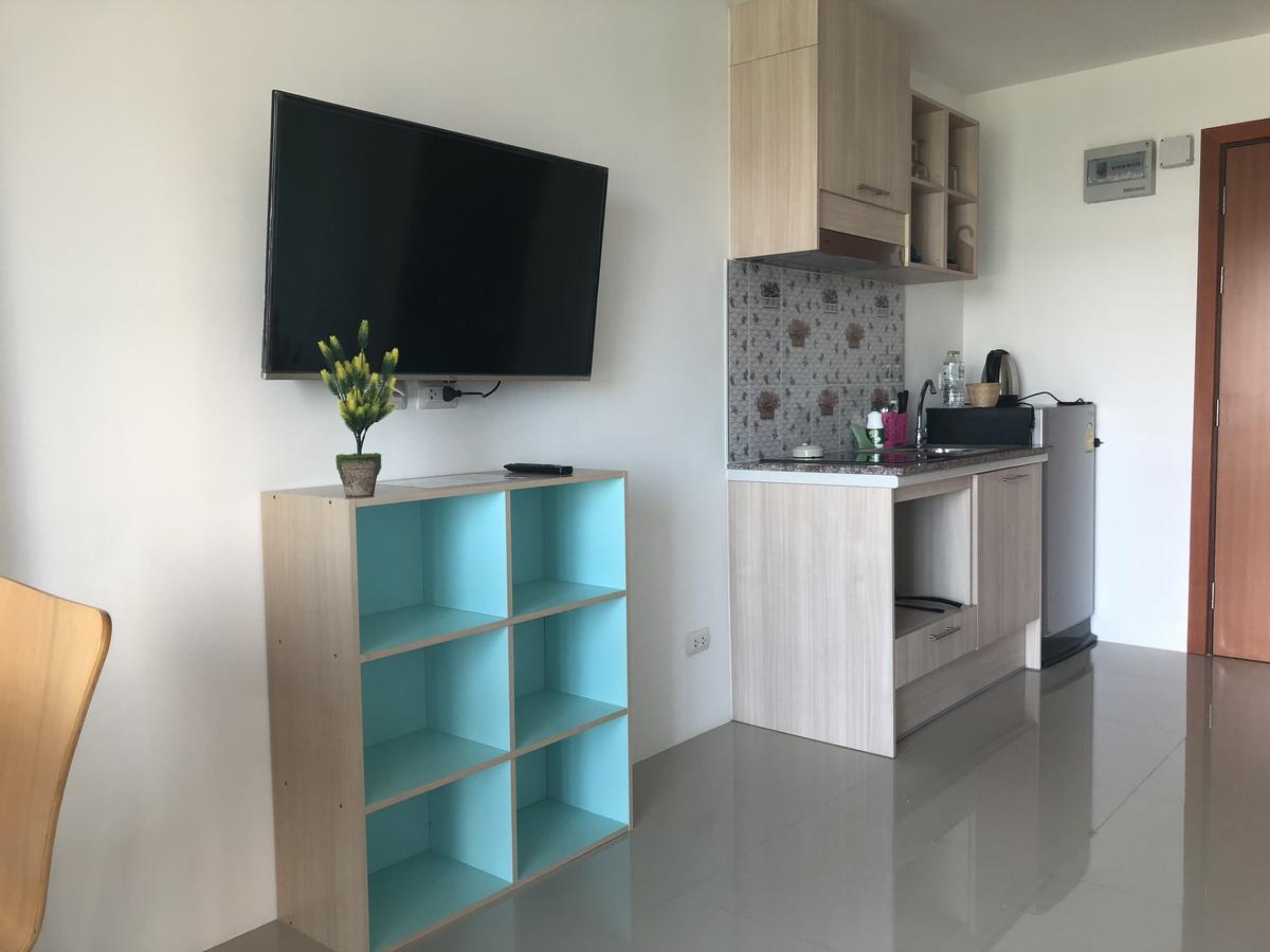 Breezy Apartment *