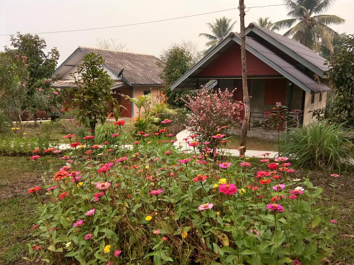 Ban Suan Sukjai * Mae Sariang