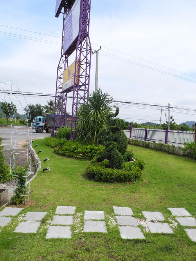 Resort Phet Plaza And
