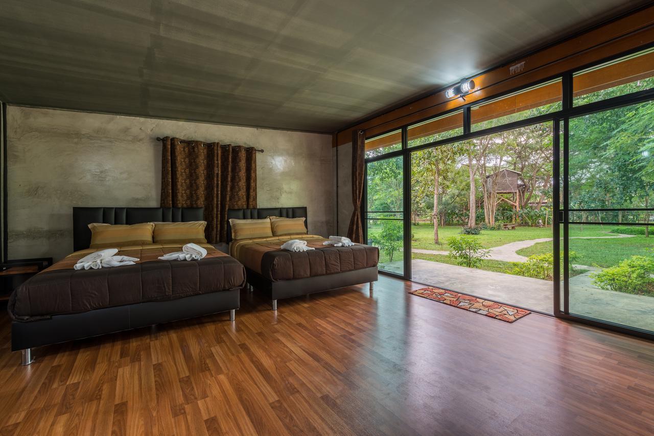 Alongkorn Farm And Resort