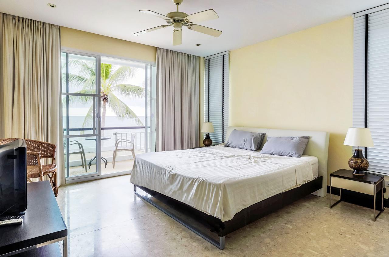 Absolute Beachfront *