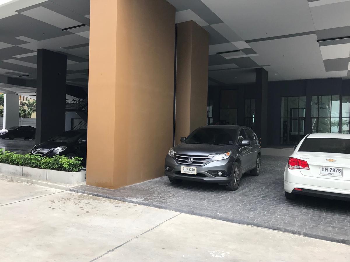 Kuno - 2br, Beachfront Apartment *