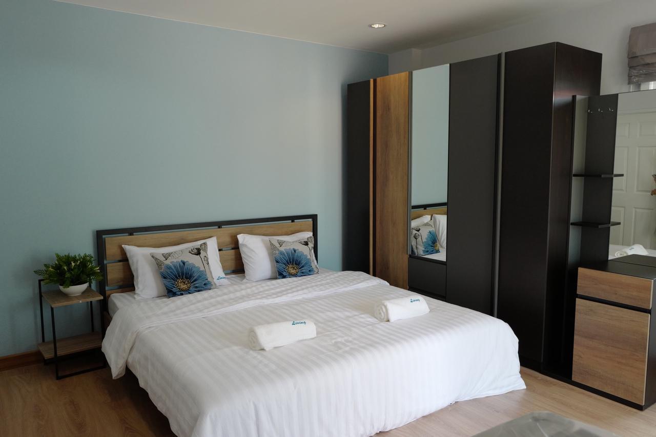 Living At Sphere Aparthotel